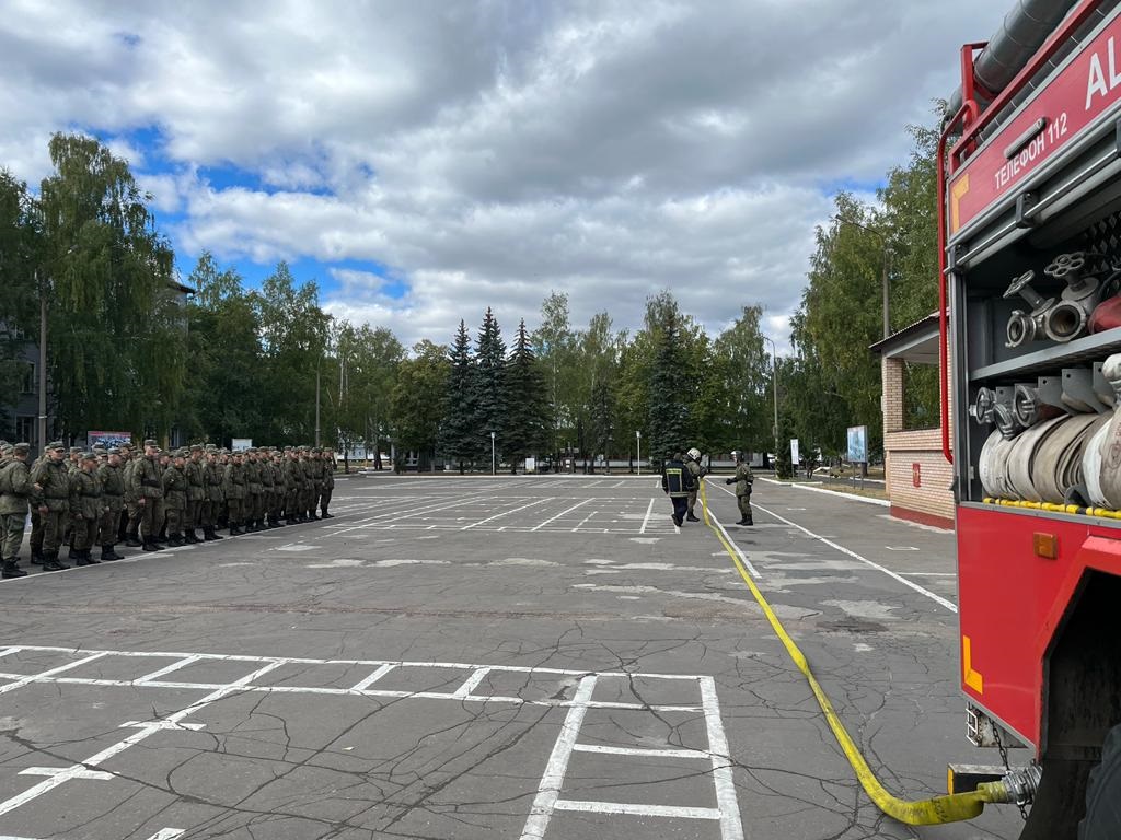 В воинской части провели инструктаж по тушению пожара | Грань